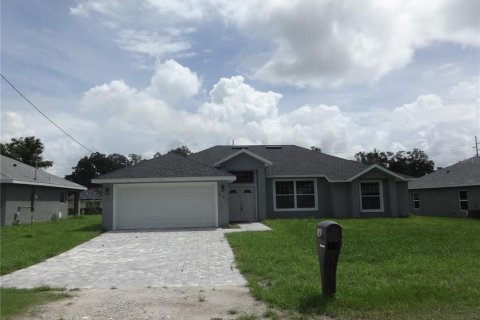 Villa ou maison à vendre à DeLand, Floride: 3 chambres, 173.82 m2 № 1353181 - photo 1