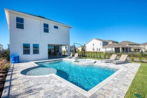 Villa ou maison à vendre à Kissimmee, Floride: 6 chambres, 308.16 m2 № 1353300 - photo 27