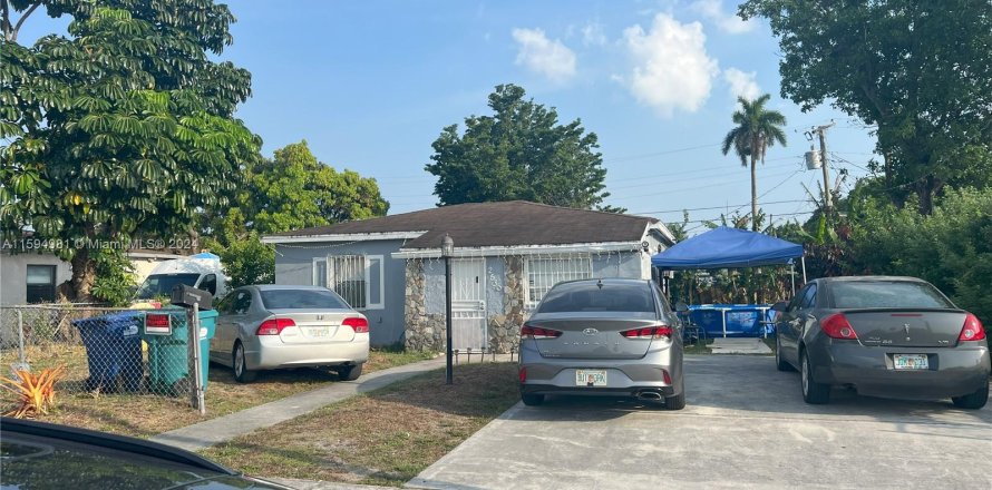 Casa en Miami Gardens, Florida 2 dormitorios, 75.81 m2 № 1187773