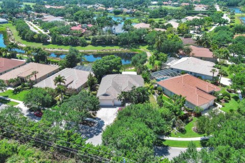 Villa ou maison à vendre à West Palm Beach, Floride: 4 chambres, 304.16 m2 № 1133028 - photo 8