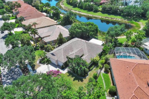 Villa ou maison à vendre à West Palm Beach, Floride: 4 chambres, 304.16 m2 № 1133028 - photo 6