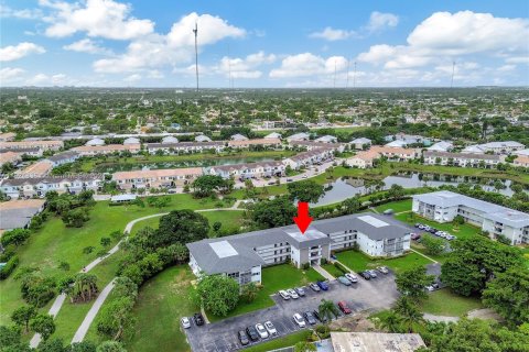 Copropriété à vendre à Hollywood, Floride: 1 chambre, 62.43 m2 № 1271415 - photo 5