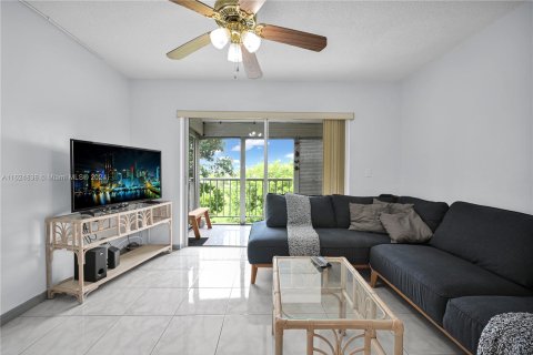 Copropriété à vendre à Hollywood, Floride: 1 chambre, 62.43 m2 № 1271415 - photo 9