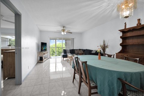 Copropriété à vendre à Hollywood, Floride: 1 chambre, 62.43 m2 № 1271415 - photo 11