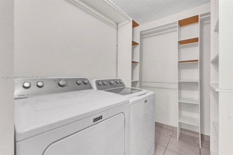 Copropriété à vendre à Tamarac, Floride: 2 chambres, 95.69 m2 № 1281324 - photo 28