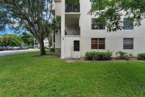 Copropriété à vendre à Tamarac, Floride: 2 chambres, 95.69 m2 № 1281324 - photo 30