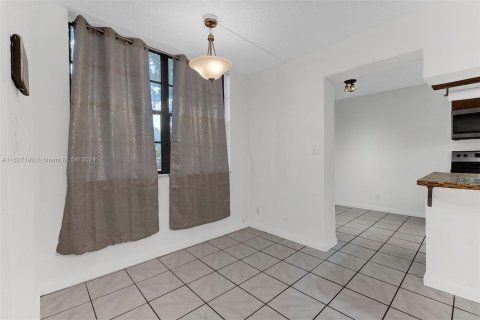 Copropriété à vendre à Tamarac, Floride: 2 chambres, 95.69 m2 № 1281324 - photo 25