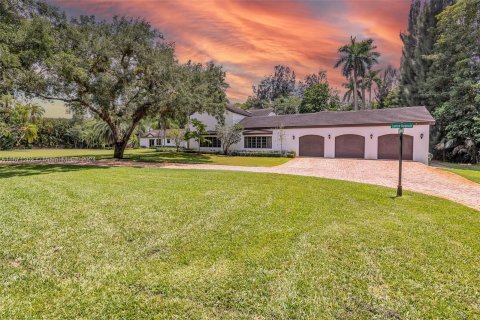 Villa ou maison à vendre à Southwest Ranches, Floride: 6 chambres, 729.56 m2 № 1127318 - photo 9