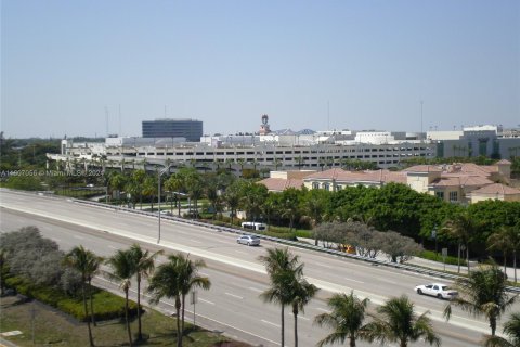 Condo in Aventura, Florida, 2 bedrooms  № 1228136 - photo 3