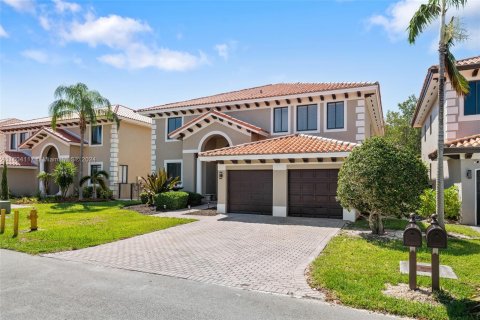 Casa en venta en Cutler Bay, Florida, 5 dormitorios, 366.5 m2 № 1228173 - foto 3