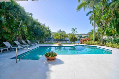 Villa ou maison à vendre à Palm Beach Gardens, Floride: 4 chambres, 300.63 m2 № 913108 - photo 18