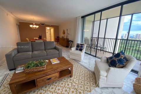 Condominio en venta en Aventura, Florida, 2 dormitorios, 121.98 m2 № 1389619 - foto 4