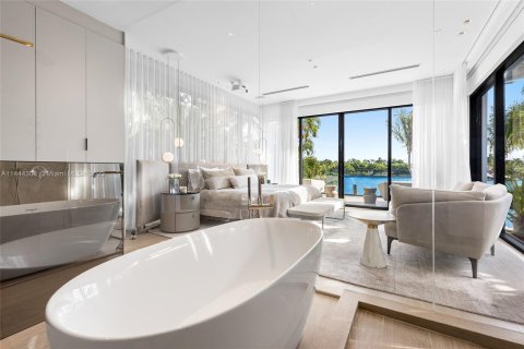 Villa ou maison à vendre à Miami Beach, Floride: 4 chambres, 337.14 m2 № 694297 - photo 26