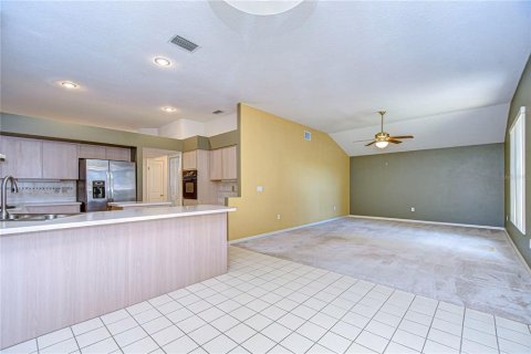 Villa ou maison à vendre à Tampa, Floride: 4 chambres, 207.82 m2 № 1377801 - photo 12