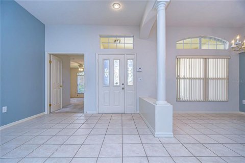 Villa ou maison à vendre à Tampa, Floride: 4 chambres, 207.82 m2 № 1377801 - photo 4