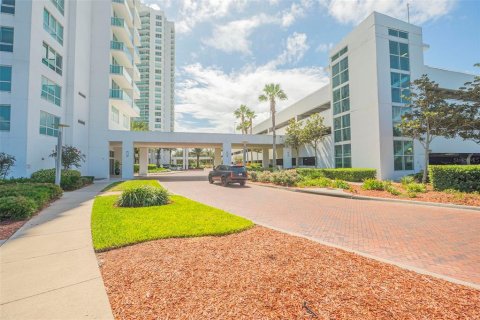 Condo in Daytona Beach, Florida, 3 bedrooms  № 1377804 - photo 29