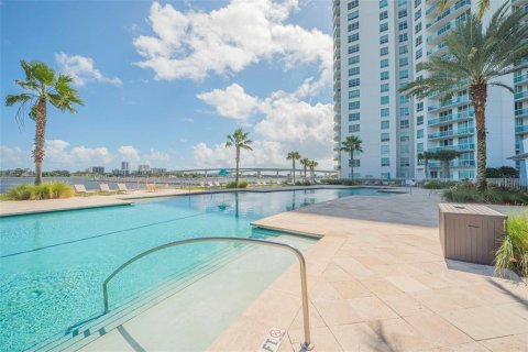 Condominio en venta en Daytona Beach, Florida, 3 dormitorios, 208.01 m2 № 1377804 - foto 12