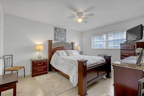 Condominio en venta en Boynton Beach, Florida, 2 dormitorios, 88.44 m2 № 927615 - foto 21