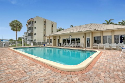 Condominio en venta en Boynton Beach, Florida, 2 dormitorios, 88.44 m2 № 927615 - foto 6