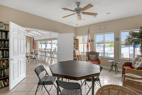 Condominio en venta en Boynton Beach, Florida, 2 dormitorios, 88.44 m2 № 927615 - foto 9