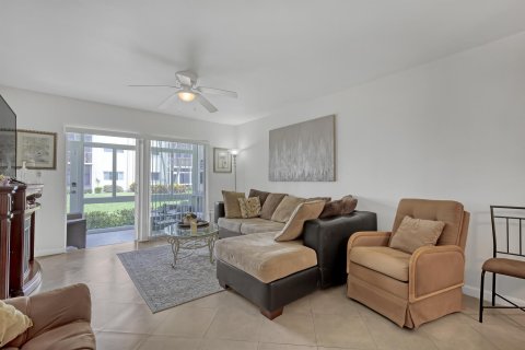 Condominio en venta en Boynton Beach, Florida, 2 dormitorios, 88.44 m2 № 927615 - foto 27