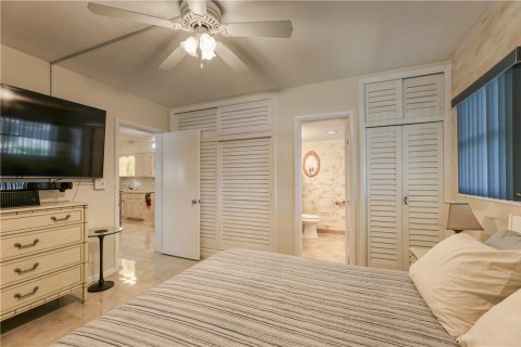 Condo in Boca Raton, Florida, 1 bedroom  № 927700 - photo 9