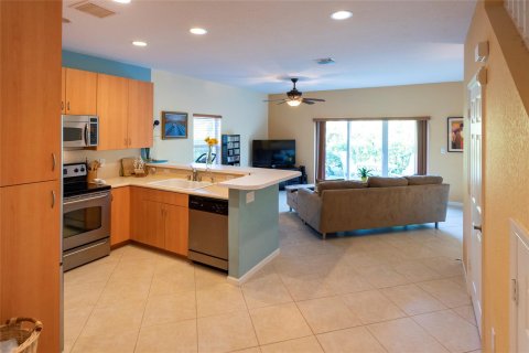 Townhouse in Oakland Park, Florida 3 bedrooms, 138.15 sq.m. № 928041 - photo 18