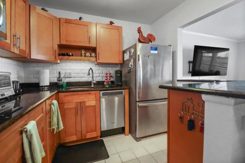 Condominio en venta en North Palm Beach, Florida, 1 dormitorio, 62.43 m2 № 927616 - foto 21