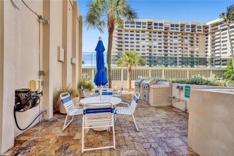 Condo in Lauderdale-by-the-Sea, Florida, 2 bedrooms  № 1177123 - photo 21