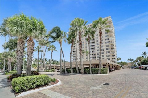 Condo in Lauderdale-by-the-Sea, Florida, 2 bedrooms  № 1177123 - photo 14