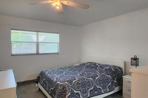 Condo in Delray Beach, Florida, 2 bedrooms  № 581001 - photo 7