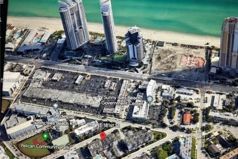 Copropriété à louer à Sunny Isles Beach, Floride: 2 chambres, 91.97 m2 № 1351719 - photo 2