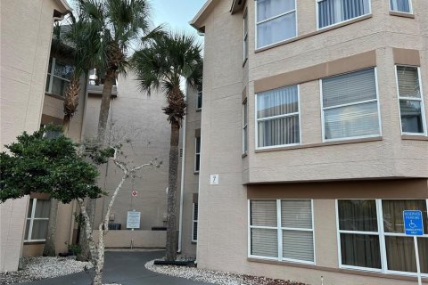 Condominio en venta en Kissimmee, Florida, 1 dormitorio, 45.71 m2 № 1324188 - foto 2