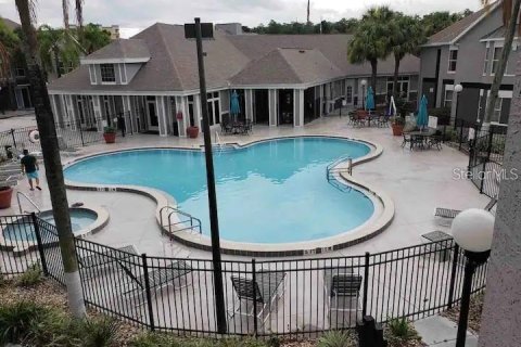 Condominio en venta en Kissimmee, Florida, 1 dormitorio, 45.71 m2 № 1324188 - foto 10