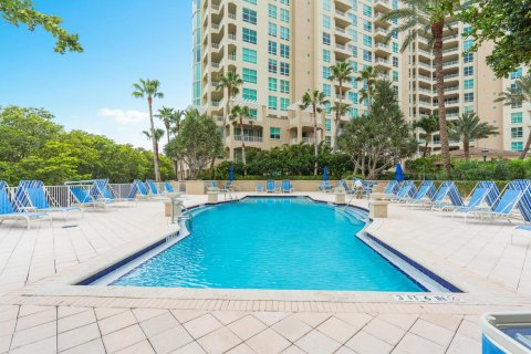 Condominio en venta en Highland Beach, Florida, 4 dormitorios, 431.53 m2 № 948028 - foto 6