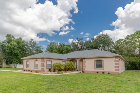 Villa ou maison à vendre à New Port Richey, Floride: 4 chambres, 240.62 m2 № 1382831 - photo 2