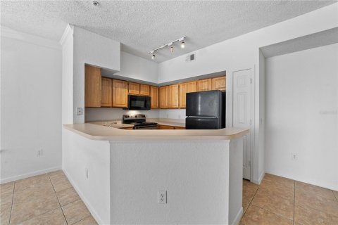 Condominio en venta en Orlando, Florida, 1 dormitorio, 85.01 m2 № 1382793 - foto 17