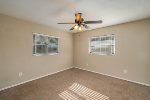 Casa en venta en Winter Haven, Florida, 5 dormitorios, 191.38 m2 № 1382759 - foto 25