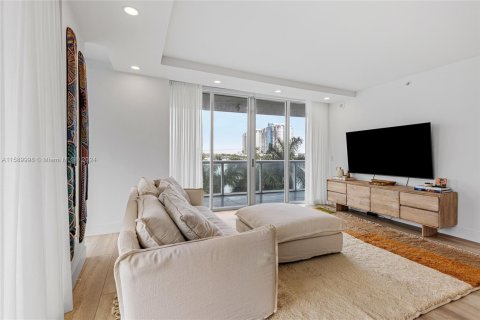 Copropriété à vendre à Miami Beach, Floride: 2 chambres, 137.22 m2 № 1181328 - photo 5