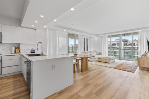 Copropriété à vendre à Miami Beach, Floride: 2 chambres, 137.22 m2 № 1181328 - photo 1