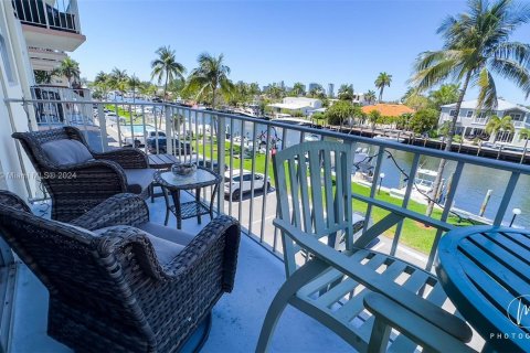 Copropriété à vendre à Fort Lauderdale, Floride: 2 chambres, 75.62 m2 № 1383087 - photo 8