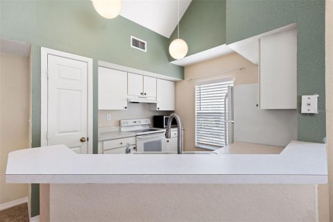 Adosado en venta en Tampa, Florida, 1 dormitorio, 105.17 m2 № 1313494 - foto 9