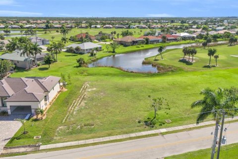 Terreno en venta en Punta Gorda, Florida № 1295923 - foto 1