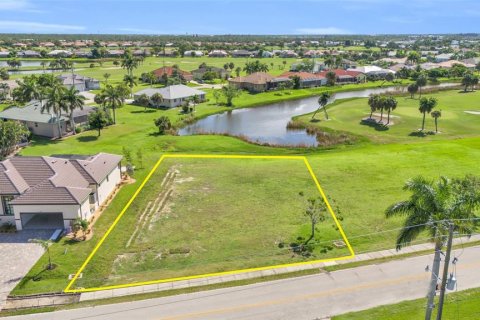 Terreno en venta en Punta Gorda, Florida № 1295923 - foto 2