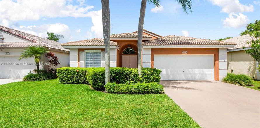 House in Deerfield Beach, Florida 4 bedrooms, 190.26 sq.m. № 1347733