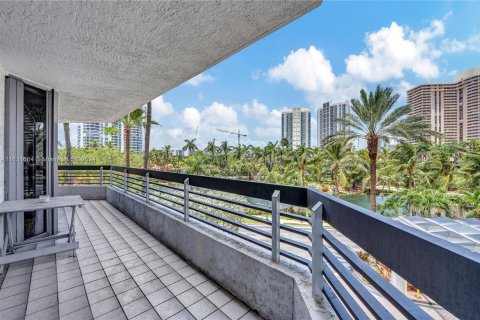 Copropriété à vendre à Aventura, Floride: 2 chambres, 126.44 m2 № 1293452 - photo 19