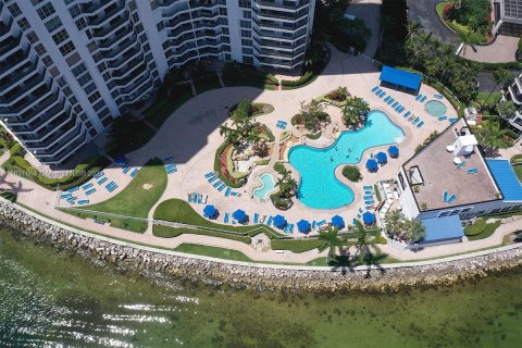 Condominio en venta en Aventura, Florida, 2 dormitorios, 126.44 m2 № 1293452 - foto 26