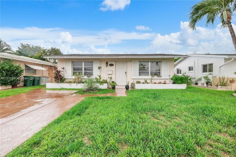 Villa ou maison à vendre à Tamarac, Floride: 2 chambres, 98.66 m2 № 1269368 - photo 1