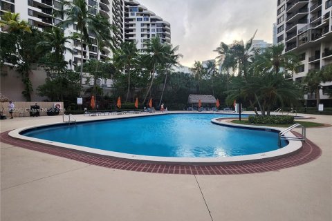 Copropriété à vendre à Miami, Floride: 2 chambres, 98.48 m2 № 1269411 - photo 27