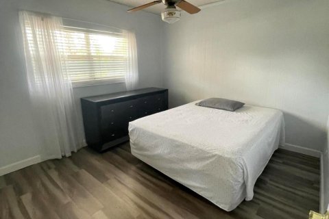 Condo in Margate, Florida, 2 bedrooms  № 913367 - photo 3